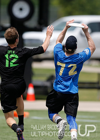 Day 1 of  USA Ultimate D-III College Championships