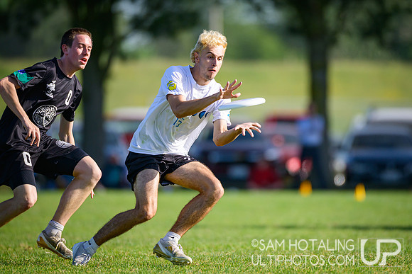 Pre-quarterfinals at USAU D-I College Championships