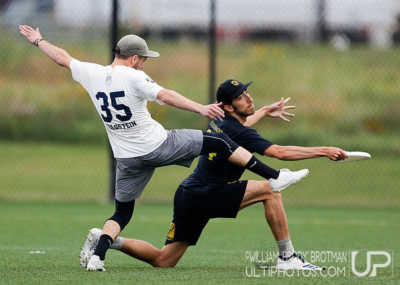 Day 3 of  USA Ultimate D-I College Championships