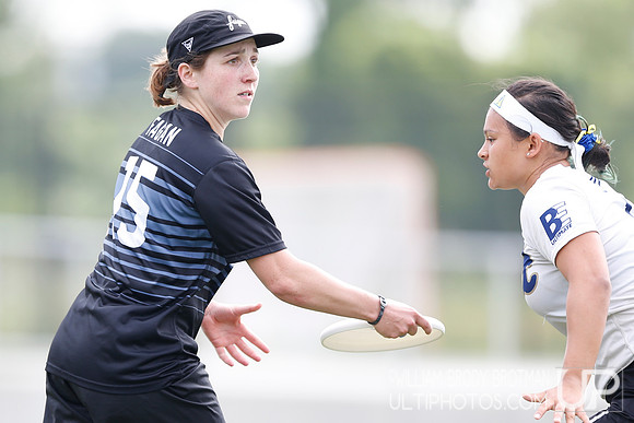Day 2 of  USA Ultimate D-I College Championships