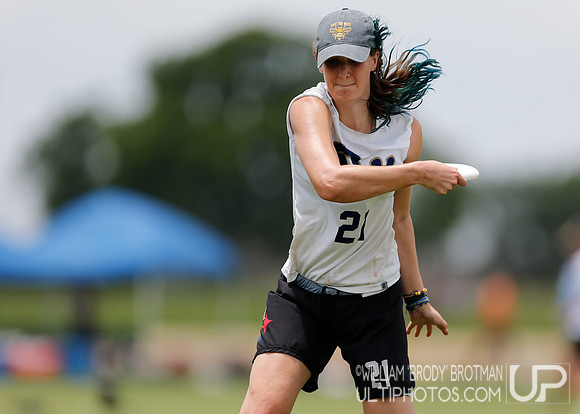 Day 2 of  USA Ultimate D-I College Championships