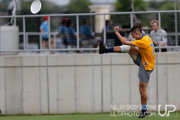 Day 2 of  USA Ultimate D-I College Championships