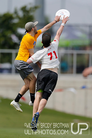 Day 2 of  USA Ultimate D-I College Championships