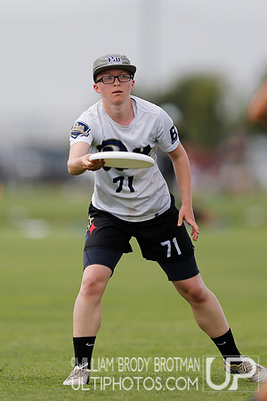 Day 1 of  USA Ultimate D-I College Championships