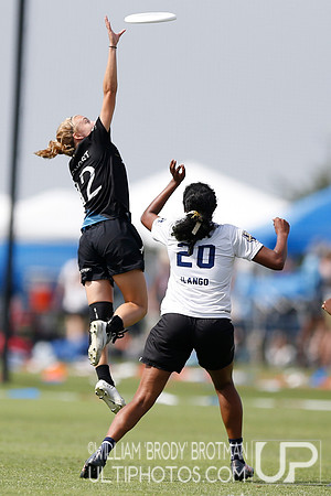 Day 1 of  USA Ultimate D-I College Championships