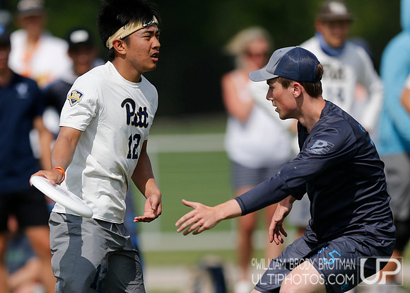 Day 1 of  USA Ultimate D-I College Championships