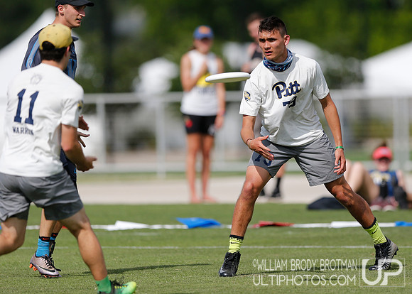 Day 1 of  USA Ultimate D-I College Championships
