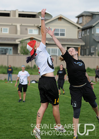 Saturday Photo Highlights Preview -- 2011 USAU College Championships