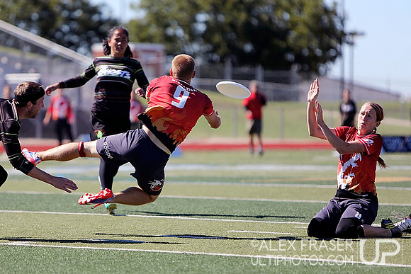 Saturday - Mixed Semifinals - 2013 USAU National Championships