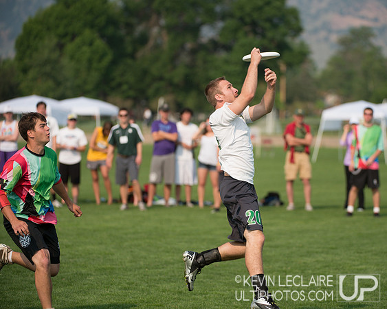 2012 USAU D-I College Championships Saturday Action