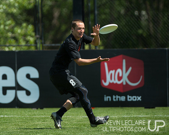 2012 USAU D-I College Championships Sunday Action