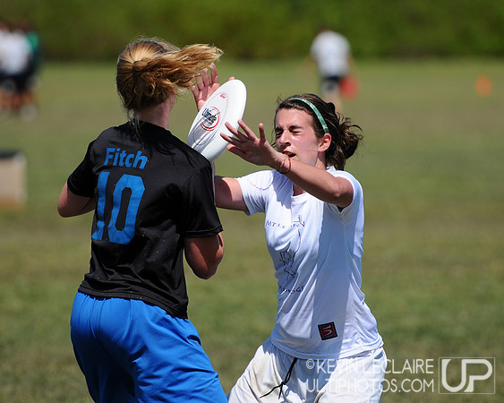 Sunday Quarterfinals - 2010 UPA High School Girls Eastern Championships