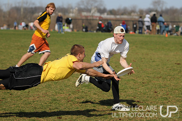 Sunday Open Division Finals Round Action