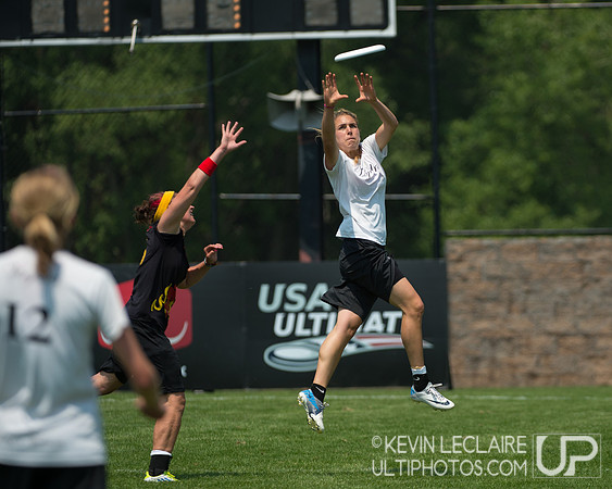 2012 USAU D-I College Championships Saturday Action