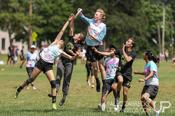 Pool Play – Boston Invite 2019.