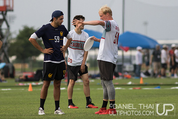Pool Play - USA Ultimate 2019 DI College National Championships