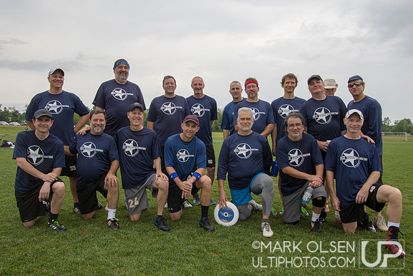USAU - Great Lakes Masters Regionals - Team Photos