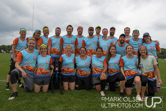 USAU - Great Lakes Masters Regionals - Team Photos