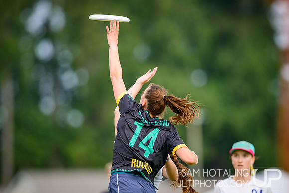 Pool play at USAU D-I College Championships