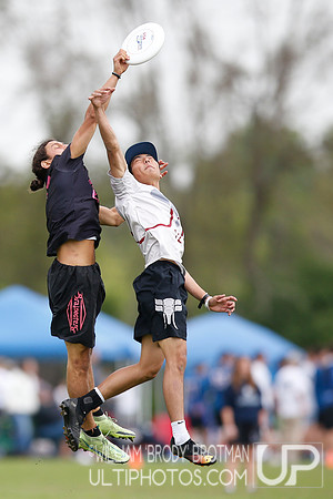 Day 1 of USA Ultimate 2022 D-III College Championships.
