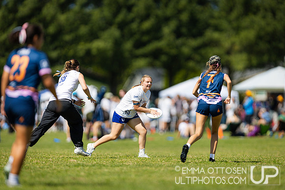 Saturday full coverage from USAU D-I College Championships, Tufts vs Santa Barbara