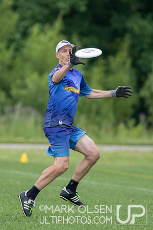USAU - Great Lakes Masters Regionals - Great Grand Masters