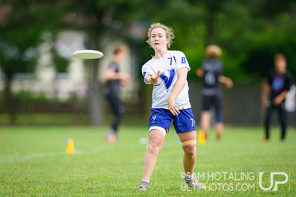 Pool play at USAU D-I College Championships
