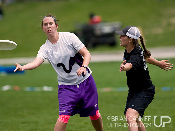 Saturday 12:30pm round -- 2011 USAU College Championships