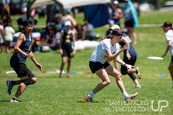 Women's Masters Finals at USAU Masters National Championships 2019