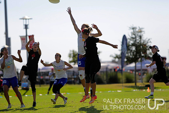 Women's Semis - 2014 USAU National Championships