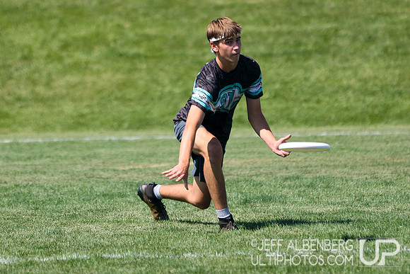 Pool play at USAU Youth Club Championships