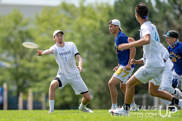 Seattle Voodoo vs. Indianapolis Brickyard in Men's Pool Play at USAU Elite Select Challenge 2019
