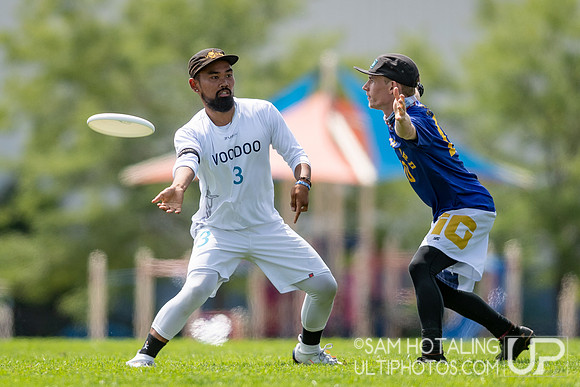 Seattle Voodoo vs. Indianapolis Brickyard in Men's Pool Play at USAU Elite Select Challenge 2019