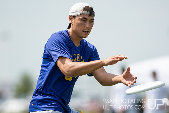 Seattle Voodoo vs. Indianapolis Brickyard in Men's Pool Play at USAU Elite Select Challenge 2019