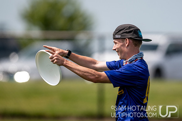 Seattle Voodoo vs. Indianapolis Brickyard in Men's Pool Play at USAU Elite Select Challenge 2019