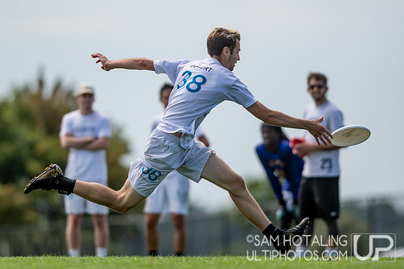 Seattle Voodoo vs. Indianapolis Brickyard in Men's Pool Play at USAU Elite Select Challenge 2019