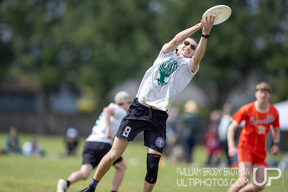 Day 1 of the USA Ultimate D-I College Championships