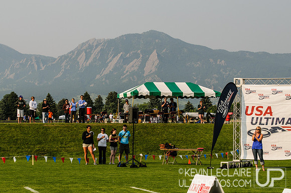 2012 USAU D-I College Championships Saturday Action