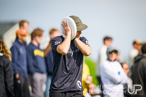 Highlights: quarterfinals at USAU D-I College Championships