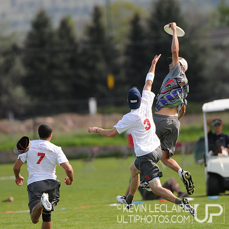 Friday 4:30pm round -- 2011 USAU College Championships