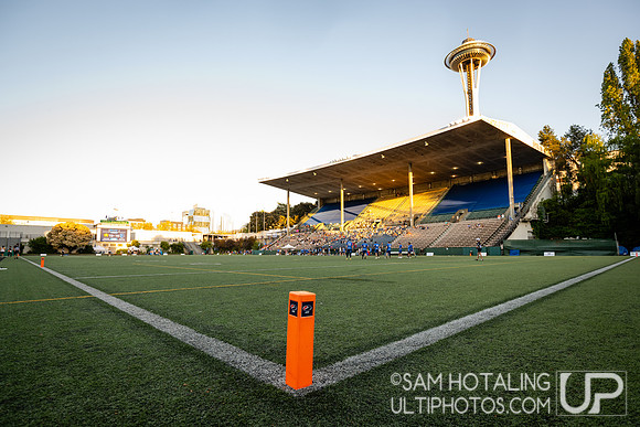 Oakland Spiders at Seattle Cascades in the UFA Regular Season