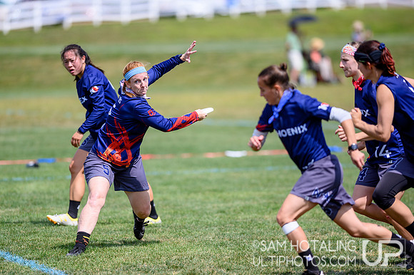 Womxn’s pool play at the USAU Pro Championships. August 31, 2019