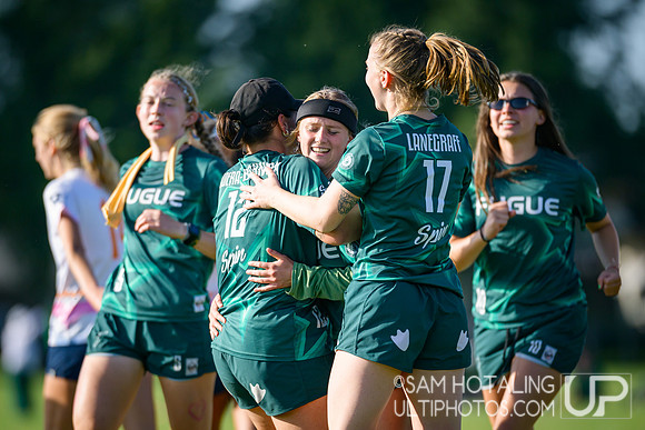Pre-quarterfinals at USAU D-I College Championships