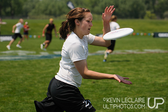 2012 USAU D-I College Championships Saturday Action