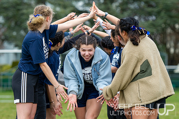 The ninth annual Douglas Bowl featuring UVIC and UBC Women’s and Open Ultimate teams.
