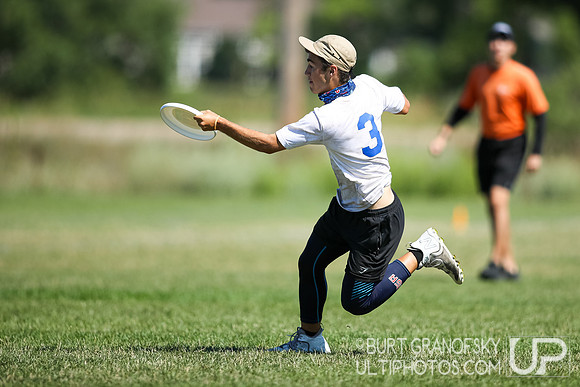 USA Ultimate YCC 2022 -- U17 Boys Semifinals Action
