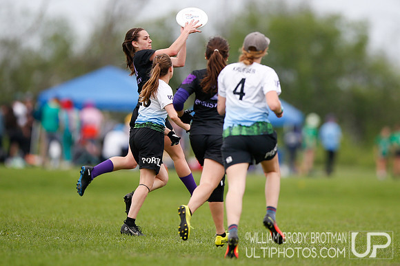 Day 1 of USA Ultimate 2022 D-III College Championships