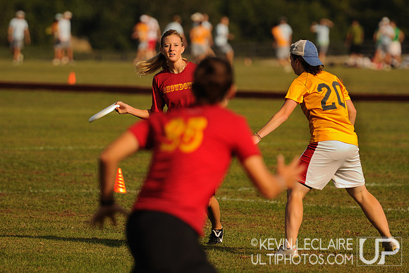 Saturday Women's division action -- Chesapeake Open 2010