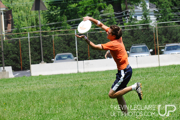 Clique B Pool Play