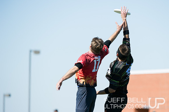 USAU_Nationals_2013_Saturday_20131019_122541_JBP8105